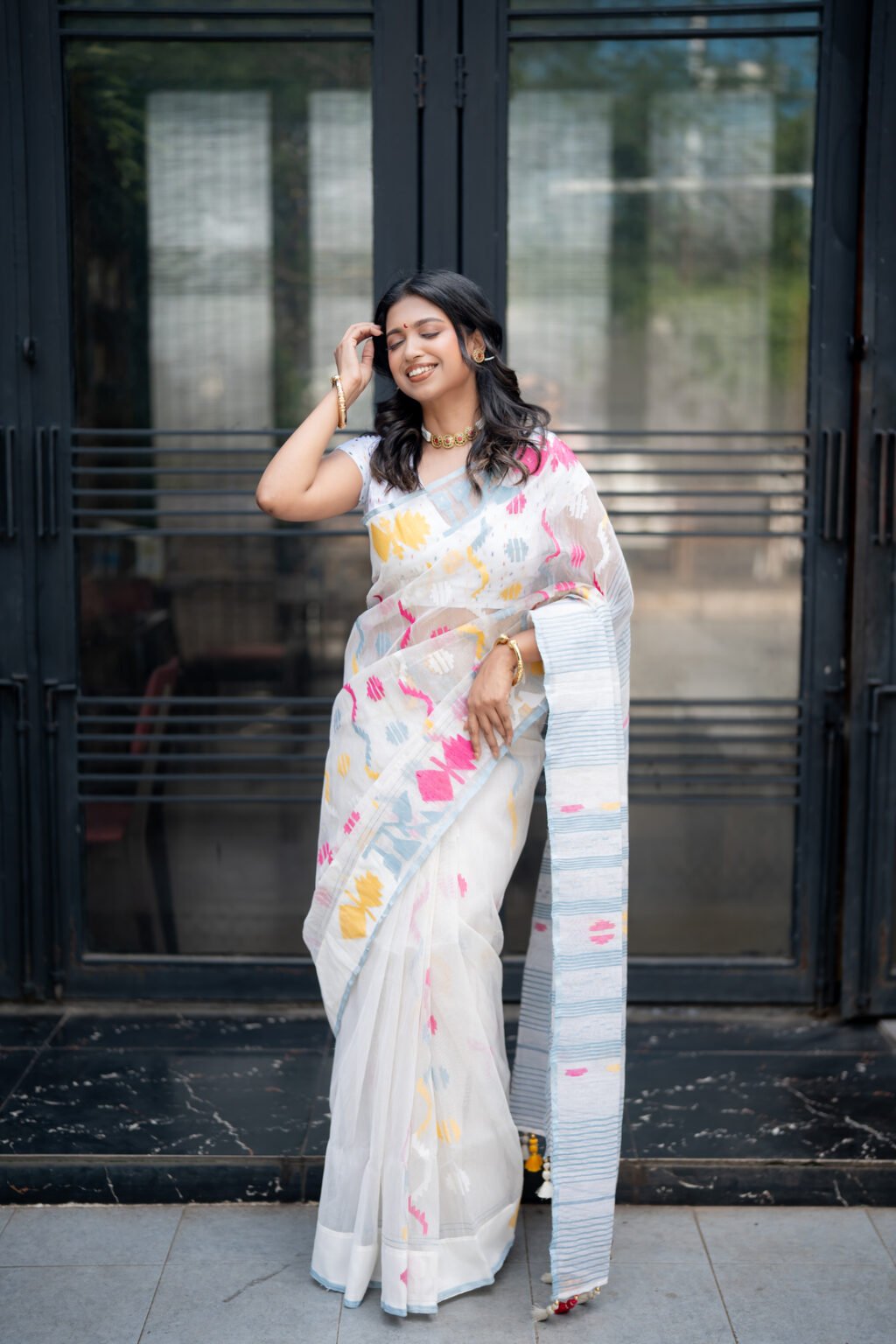 Kash | Jamdani | White Pinky - Image 2
